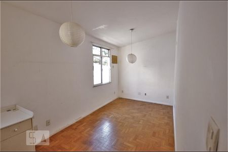Casa à venda com 276m², 5 quartos e 2 vagasQuarto 3