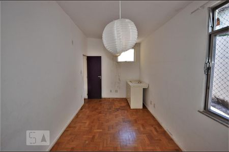 Casa à venda com 276m², 5 quartos e 2 vagasQuarto 3