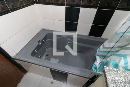 Apartamento para alugar com 49m², 1 quarto e 1 vaga Apartamento para alugar com 49m², 1 quarto e 1 vagaBanheiro da suíte