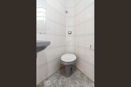 Casa à venda com 115m², 2 quartos e sem vagaBanheiro