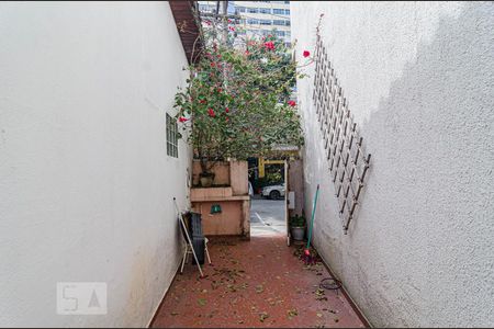 Casa à venda com 115m², 2 quartos e sem vagaQuintal