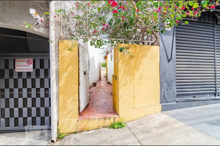 Casa à venda com 115m², 2 quartos e sem vagaFachada