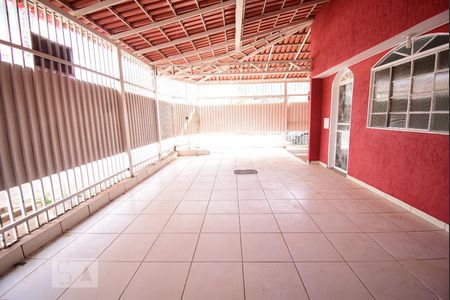 Casa para alugar com 100m², 3 quartos e 3 vagasGaragem