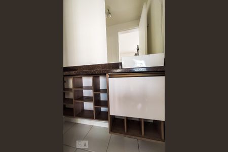 Apartamento à venda com 84m², 3 quartos e 2 vagasLavabo