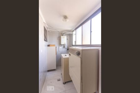 Apartamento para alugar com 107m², 2 quartos e 2 vagasÁrea de serviço