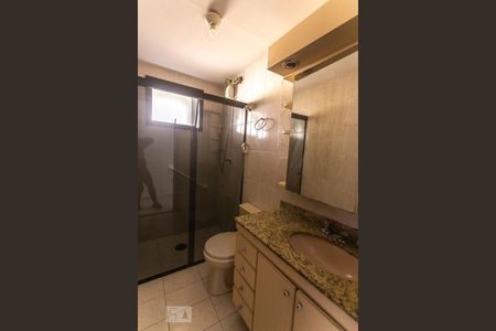 Apartamento para alugar com 107m², 2 quartos e 2 vagasBanheiro