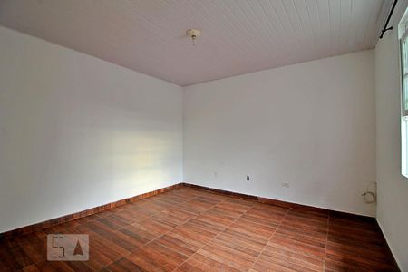 Quarto de casa para alugar com 1 quarto, 50m² em Vila Eldízia, Santo André