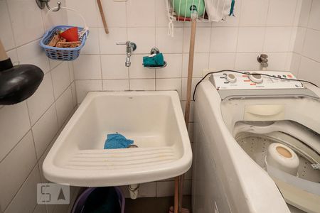 Apartamento à venda com 127m², 2 quartos e 1 vagaÁrea de Serviço