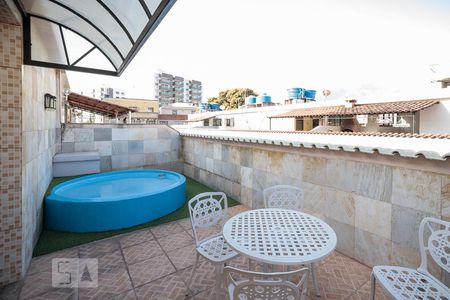 Apartamento à venda com 127m², 2 quartos e 1 vagaTerraço