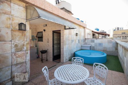 Apartamento à venda com 127m², 2 quartos e 1 vagaTerraço