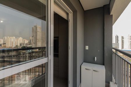 Studio para alugar com 24m², 1 quarto e sem vagaSacada e Área de serviço 