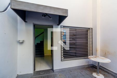 Casa à venda com 120m², 2 quartos e 1 vagaFachada