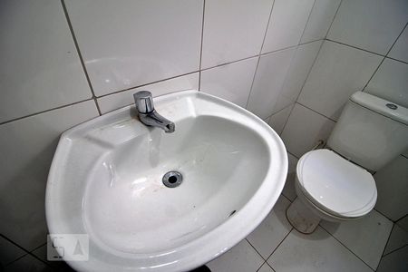 Lavabo de casa para alugar com 2 quartos, 75m² em Vila Camilopolis, Santo André