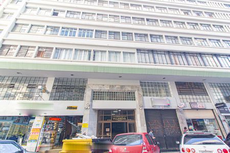 Apartamento para alugar com 134m², 3 quartos e sem vagaFachada