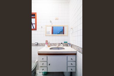 Casa à venda com 312m², 3 quartos e 5 vagasBanheiro de Serviço