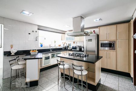 Casa à venda com 312m², 3 quartos e 5 vagasCozinha