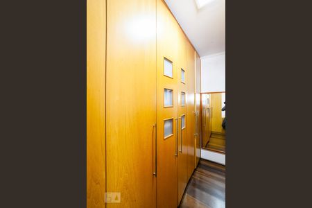 Casa à venda com 312m², 3 quartos e 5 vagasCloset da Suíte
