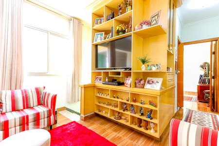 Sala de casa à venda com 4 quartos, 150m² em Vila Medeiros, São Paulo