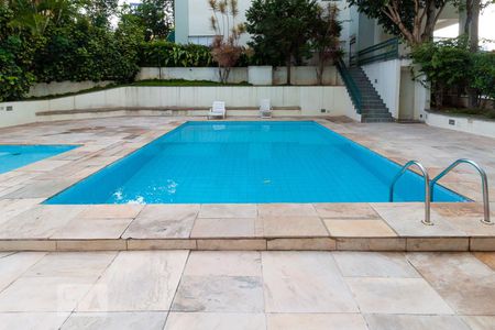 Apartamento para alugar com 70m², 2 quartos e 1 vagaPiscina