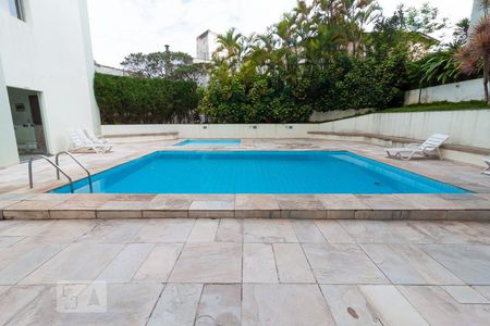 Apartamento para alugar com 70m², 2 quartos e 1 vagaPiscina