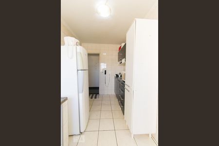 Apartamento para alugar com 65m², 2 quartos e 1 vagaCozinha 