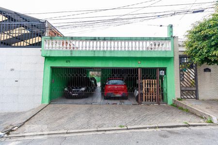 Casa à venda com 150m², 3 quartos e 4 vagasFachada