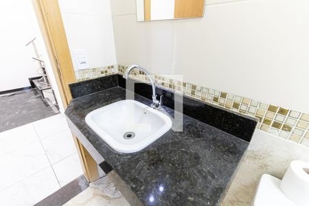 Casa à venda com 128m², 3 quartos e 2 vagasBanheiro Social