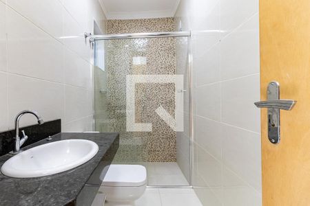 Casa à venda com 128m², 3 quartos e 2 vagasBanheiro da Suíte