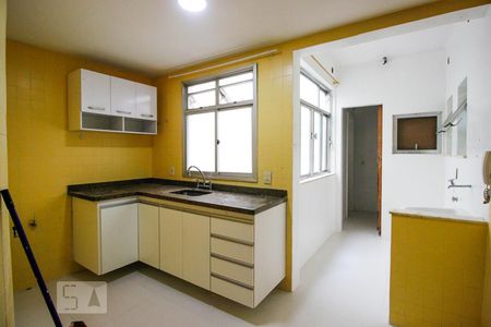 Apartamento para alugar com 91m², 2 quartos e 1 vaga Apartamento para alugar com 91m², 2 quartos e 1 vagaCozinha