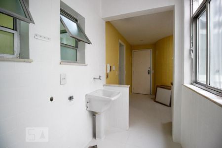 Apartamento para alugar com 91m², 2 quartos e 1 vaga Apartamento para alugar com 91m², 2 quartos e 1 vagaÁrea de Serviço