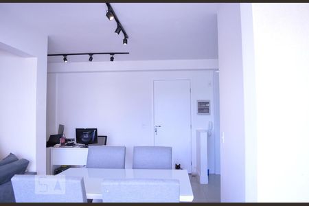 Sala de apartamento para alugar com 1 quarto, 64m² em Vila Osasco, Osasco