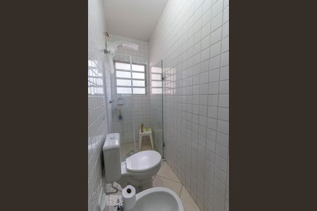 Casa para alugar com 400m², 4 quartos e 6 vagas Casa para alugar com 400m², 4 quartos e 6 vagasBanheiro da Suíte 3