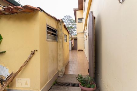 corredor lateral de casa para alugar com 4 quartos, 400m² em Brooklin Paulista, São Paulo