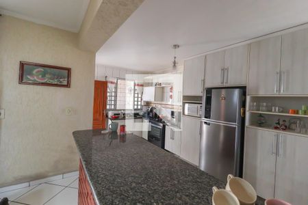 Casa à venda com 250m², 3 quartos e 2 vagasCozinha