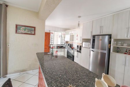 Casa à venda com 250m², 3 quartos e 2 vagasCozinha