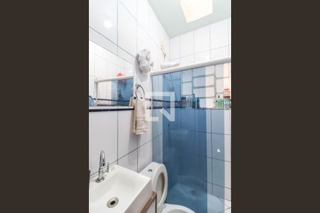 Casa à venda com 250m², 3 quartos e 2 vagasBanheiro