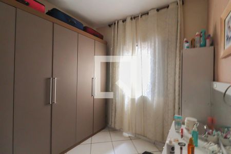 Casa à venda com 250m², 3 quartos e 2 vagasQuarto 2