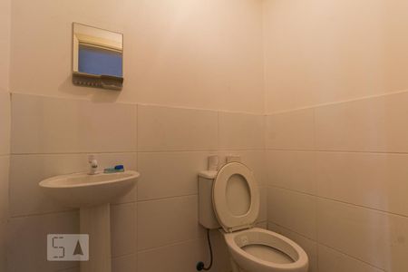 Casa à venda com 171m², 3 quartos e 2 vagasBanheiro de Serviço