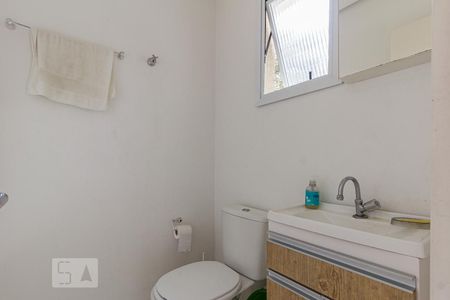 Casa à venda com 171m², 3 quartos e 2 vagasLavabo
