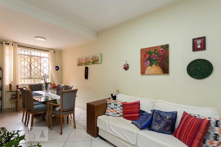 Sala de casa à venda com 3 quartos, 154m² em Pinheiros, São Paulo