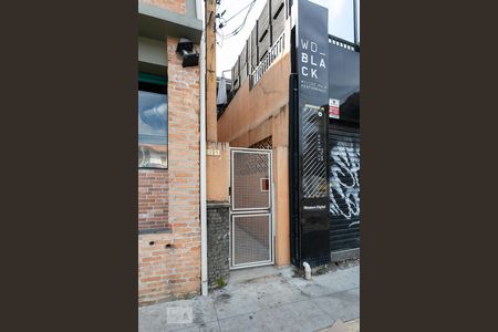 Casa à venda com 154m², 3 quartos e sem vaga Casa à venda com 154m², 3 quartos e sem vagaFachada