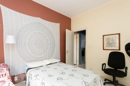 Casa à venda com 154m², 3 quartos e sem vaga Casa à venda com 154m², 3 quartos e sem vagaQuarto 2