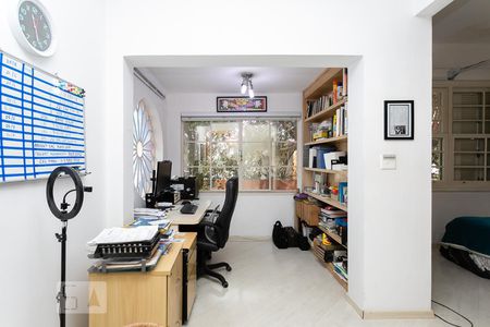 Casa à venda com 154m², 3 quartos e sem vaga Casa à venda com 154m², 3 quartos e sem vagaQuarto 1