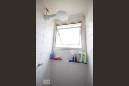 Chuveiro de apartamento para alugar com 2 quartos, 58m² em Anhangabaú, Jundiaí
