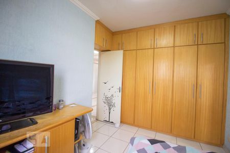 Quarto 2 - Armários de apartamento para alugar com 2 quartos, 58m² em Anhangabaú, Jundiaí