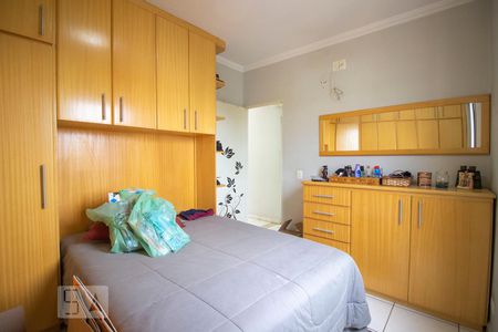Quarto 1 - Armários de apartamento para alugar com 2 quartos, 58m² em Anhangabaú, Jundiaí