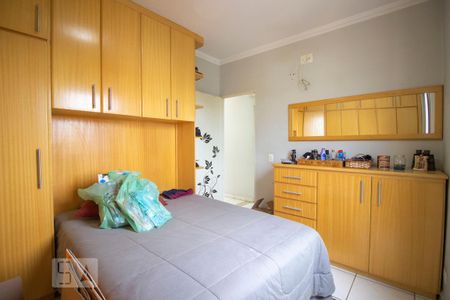 Apartamento para alugar com 58m², 2 quartos e 1 vagaQuarto 1 - Armários