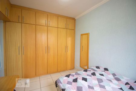 Apartamento para alugar com 58m², 2 quartos e 1 vagaQuarto 2 - Armários