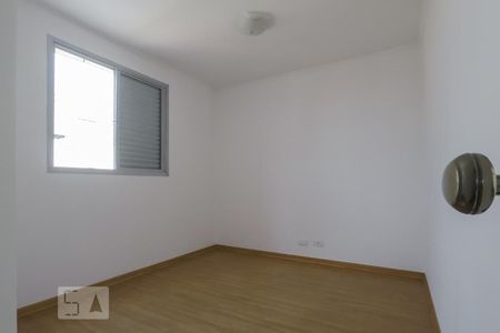 Quarto 2 de apartamento para alugar com 3 quartos, 93m² em Vila Firmiano Pinto, São Paulo