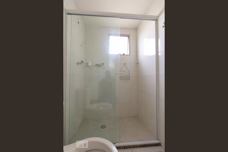 Apartamento à venda com 58m², 2 quartos e 1 vaga Apartamento à venda com 58m², 2 quartos e 1 vagaBanheiro